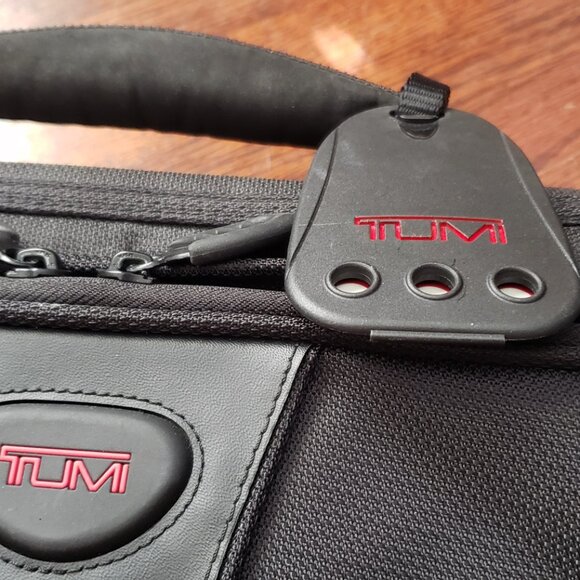 TUMI Garment Bag Tri-Fold Carry-On - Picture 2 of 8